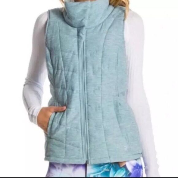 The North Face Quilted Puffer Vest – Women’s Medium - Picture 1 of 12